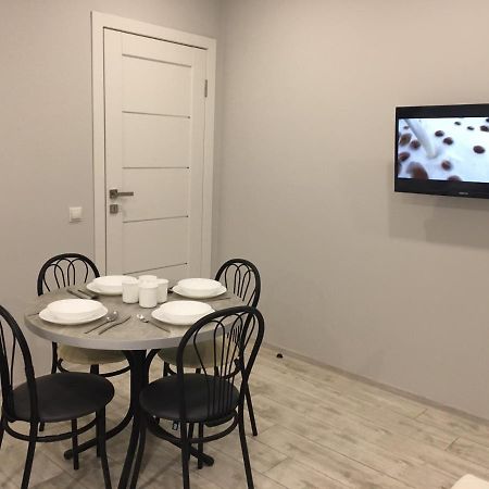 Welcome Apartments В Центре Użhorod Zewnętrze zdjęcie