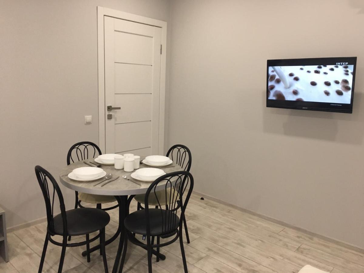 Welcome Apartments В Центре Użhorod Zewnętrze zdjęcie