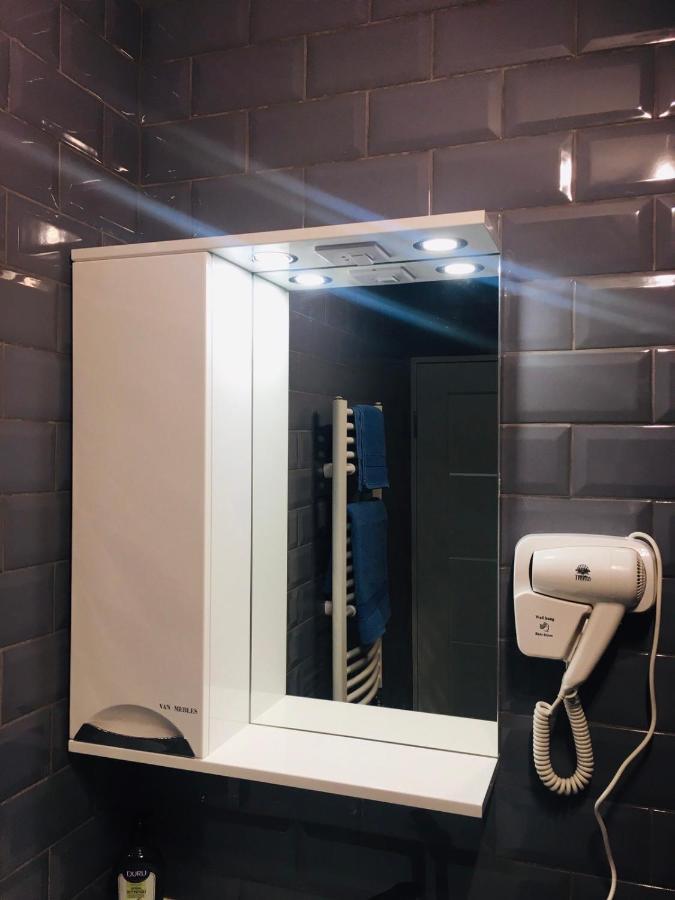 Welcome Apartments В Центре Użhorod Zewnętrze zdjęcie