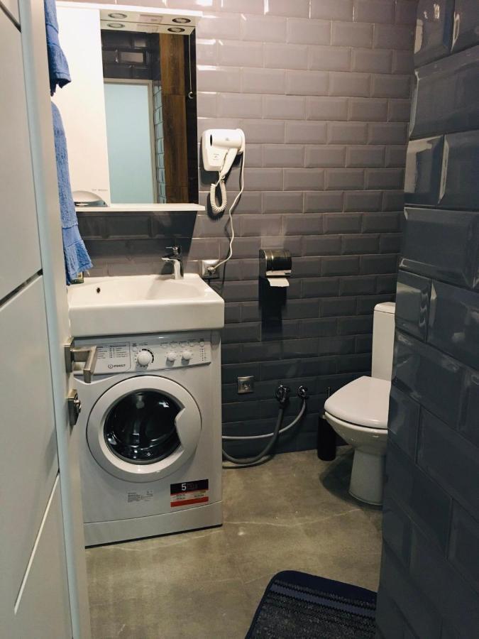 Welcome Apartments В Центре Użhorod Zewnętrze zdjęcie