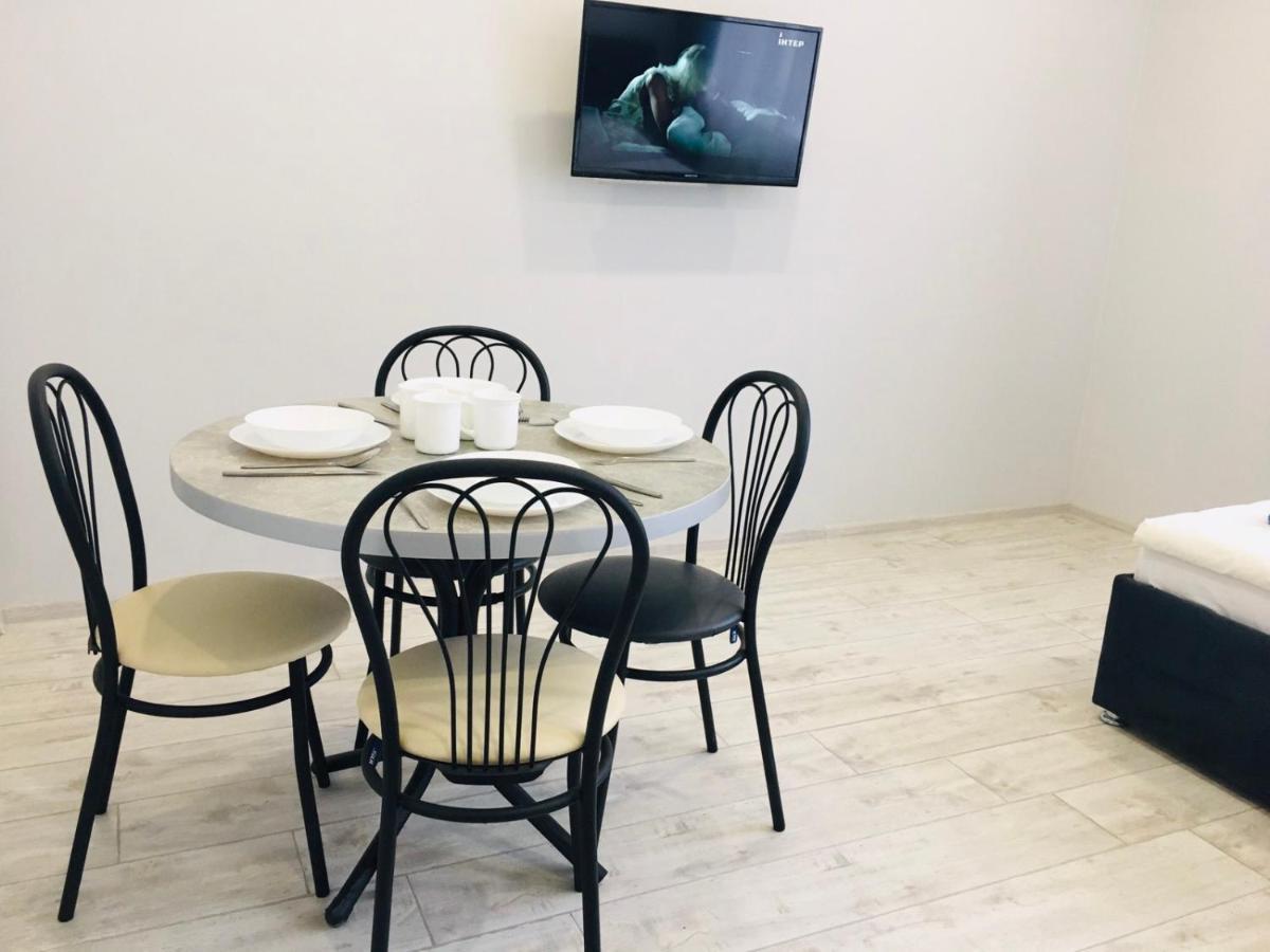 Welcome Apartments В Центре Użhorod Zewnętrze zdjęcie