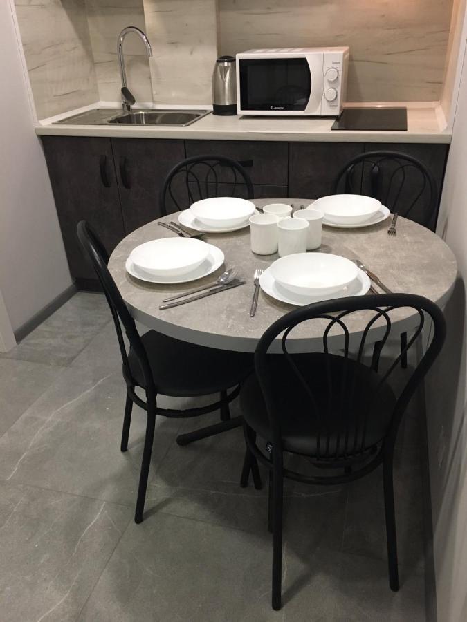 Welcome Apartments В Центре Użhorod Zewnętrze zdjęcie